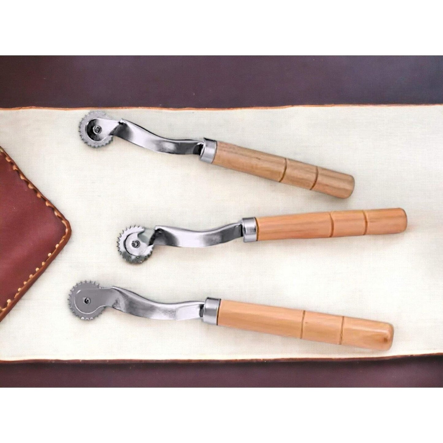 Serrated Tracing Wheel, Leather Fabric Craft Tool Wooden and Composite Handles,